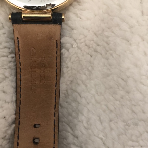 Michael kors navy crocodile watch - Picture 2 of 3